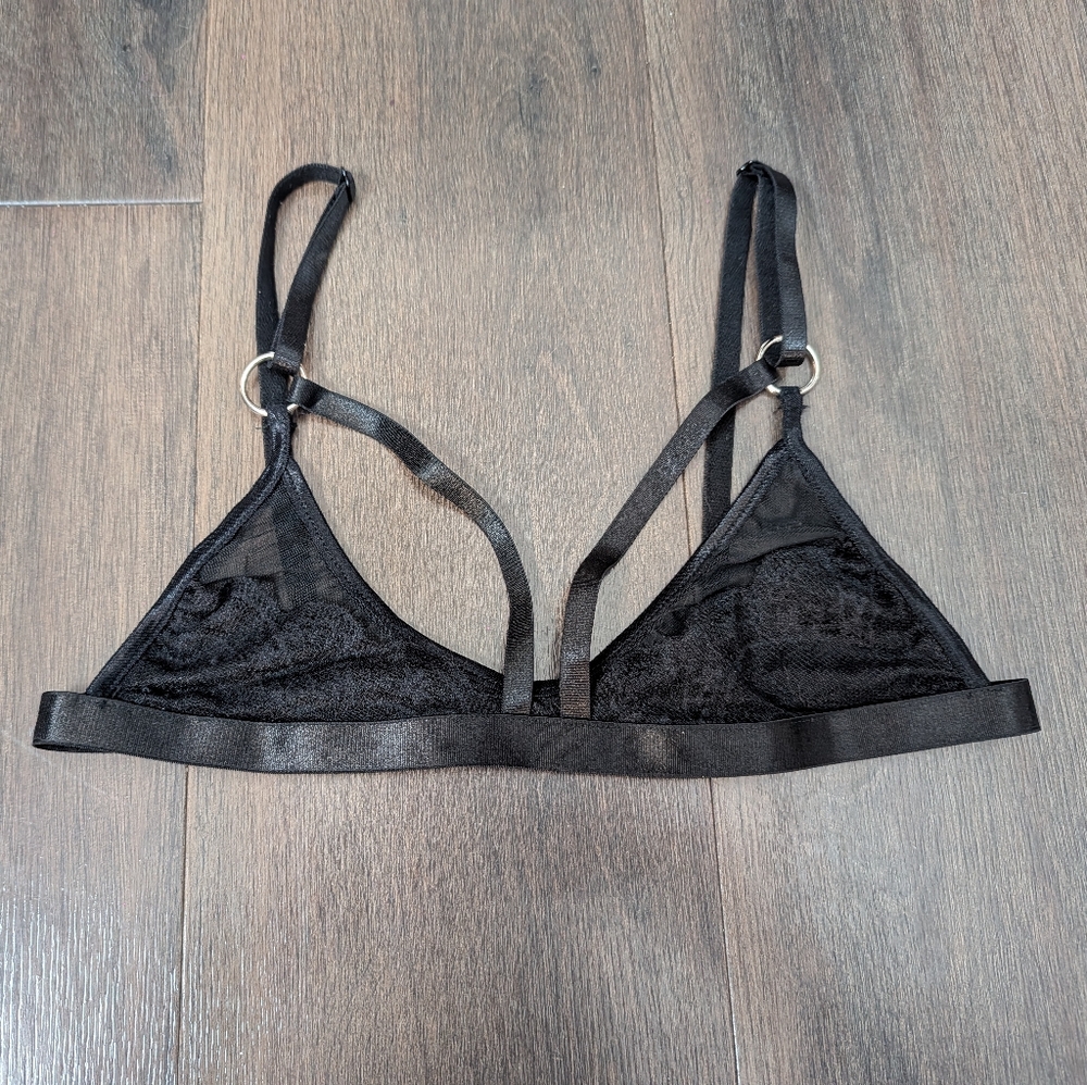 Black lace bralette